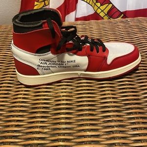 Chicago red air jordan 1 off-white reps